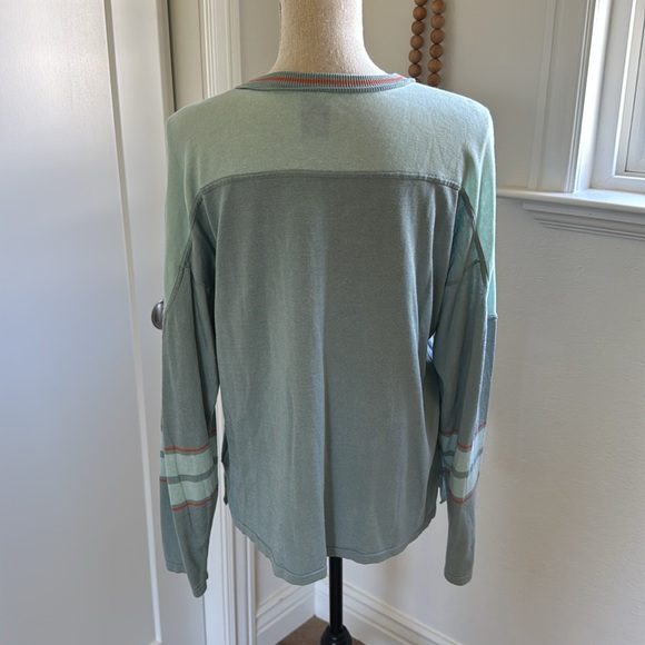 P.E Nation Lightweight Knit Jersey Style Long Sleeve Top Small EUC - Picture 6 of 7